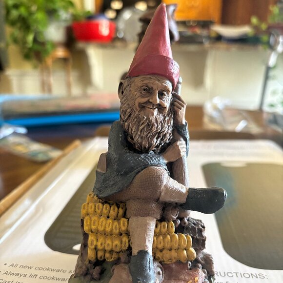TOM CLARK'S TY GNOME 1990 #22 - Picture 1 of 4